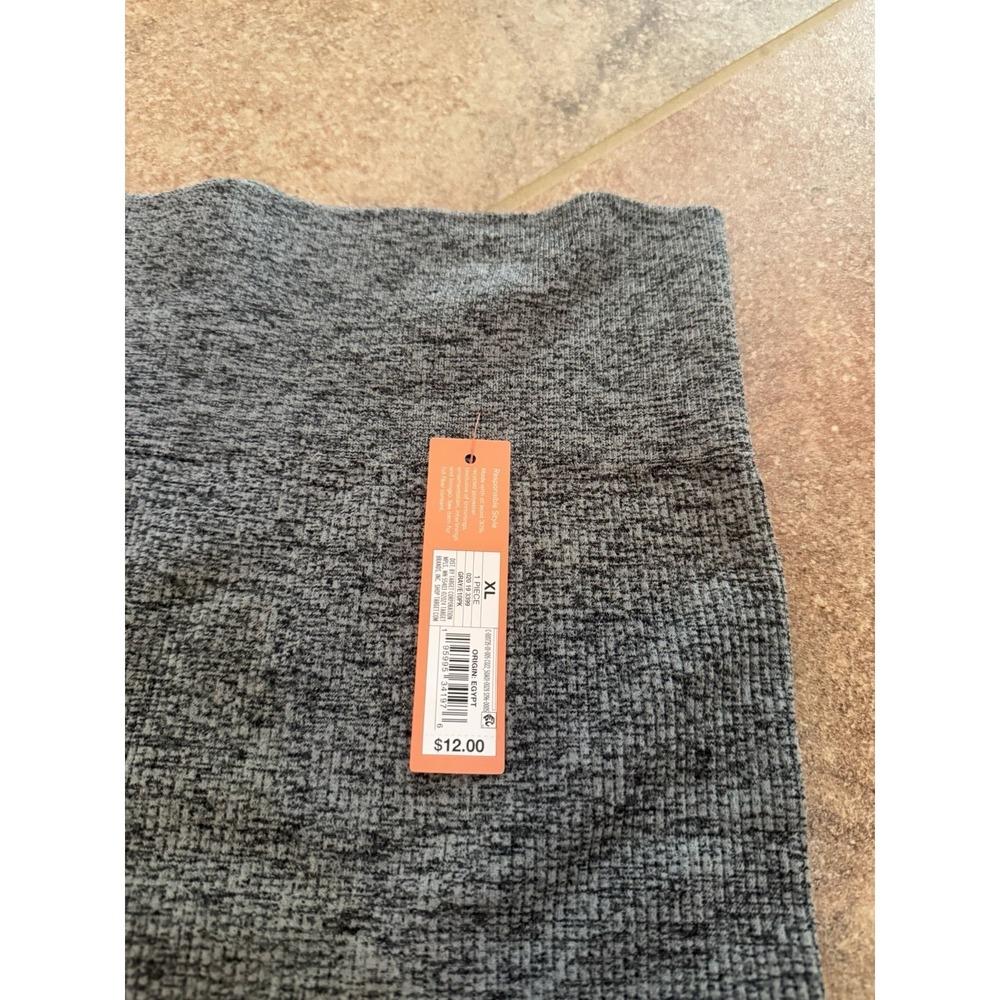Colsie Women's Ribbed Seamless Lounge Biker Shorts Gray NWT Size XL - Picture 3 of 5